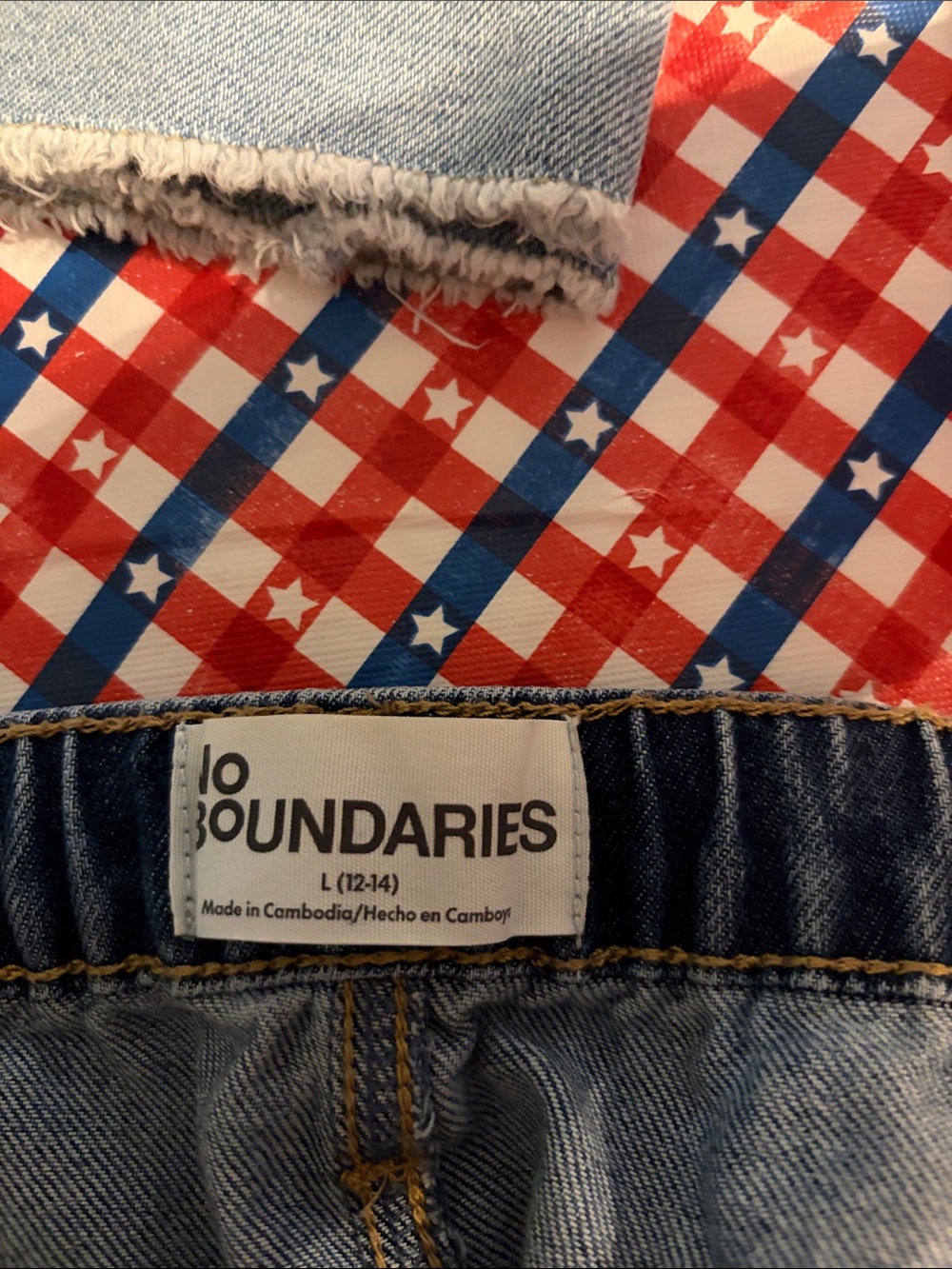 2 Pairs Women’s No Boundaries Shorts Size Large 12/14 - Picture 7 of 8